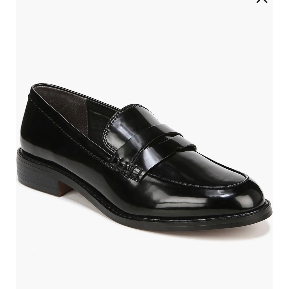 NWT Franco Sarto women Black Patent Leather Slip-On Loafers